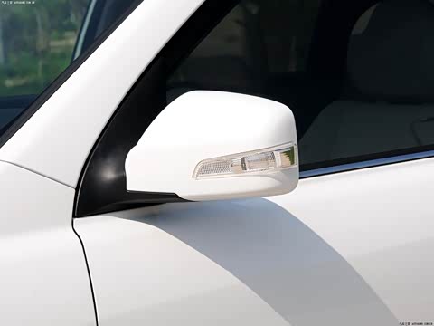 2013�� 2.0L �Զ�������DLX