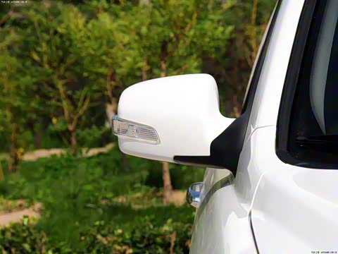 2013�� 2.0L �Զ�������DLX