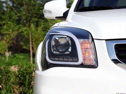 2013�� 2.0L �Զ�������DLX