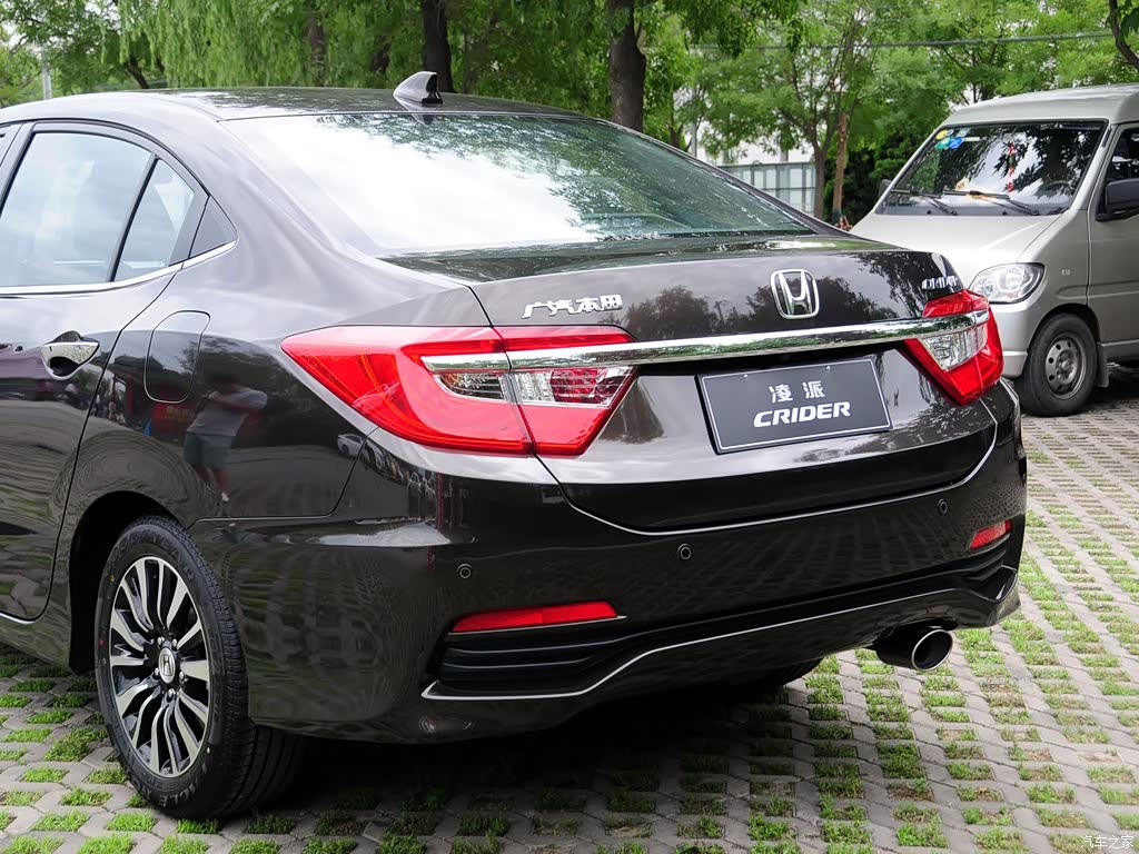 广汽本田 凌派 2013款 1.8l 自动旗舰版