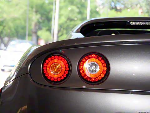 2011�� 1.8L R��׼��