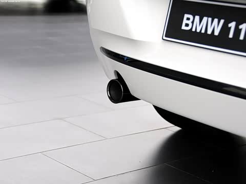 2013�� �Ŀ� 118i �˶���