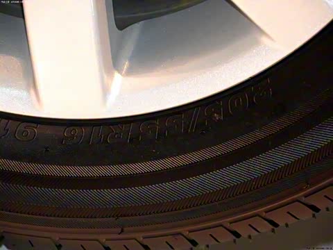 2013�� 1.6L �ֶ�CROSS