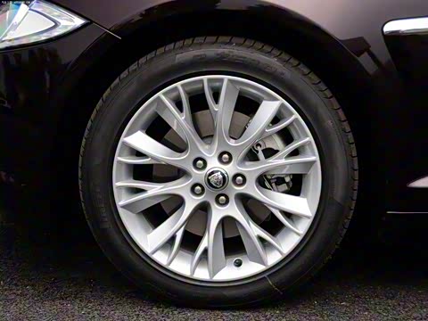 2013�� XF 2.0T ����������