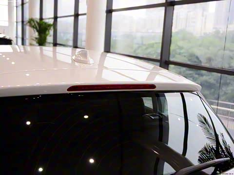 2013�� �Ŀ� 116i ������