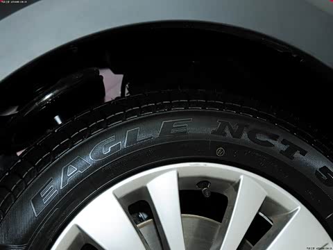 2013�� �Ŀ� CROSS 1.6L �ֶ�