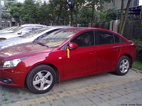 2013�� 1.6L SE MT