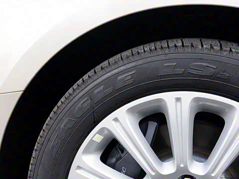 2013�� 28T �Ƽ���