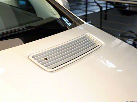 2010�� R 300 L ������