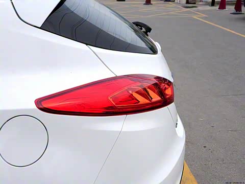 2013�� 1.6L �ֶ��¿��� ��V