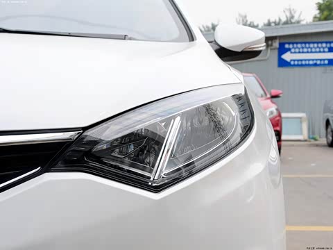 2013�� 1.6L �ֶ��¿��� ��V