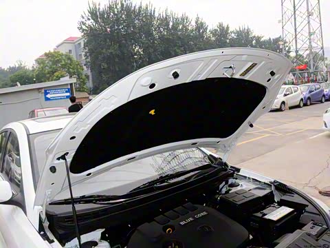 2013�� 1.6L �ֶ��¿��� ��V