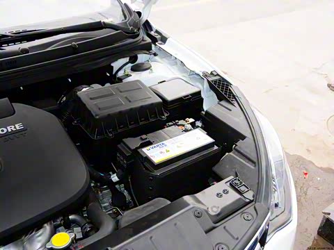 2013�� 1.6L �ֶ��¿��� ��V