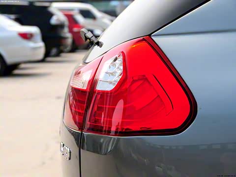 2013�� ���� 2.4L ��׼��