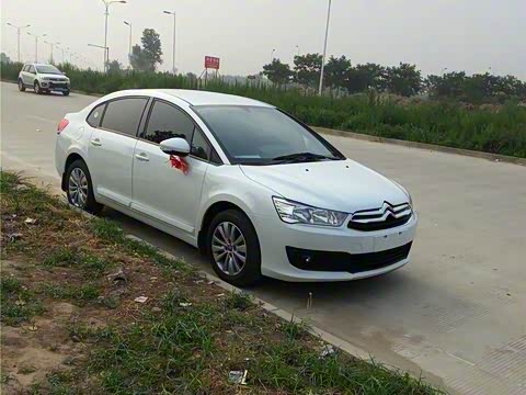 2013�� ���� 1.6L �Զ�Ʒ����