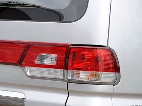 2013�� M5 Q3 2.0L 7������������