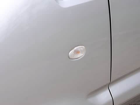 2013�� M5 Q3 2.0L 7������������