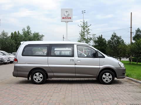 2013�� M5 Q3 2.0L 7������������