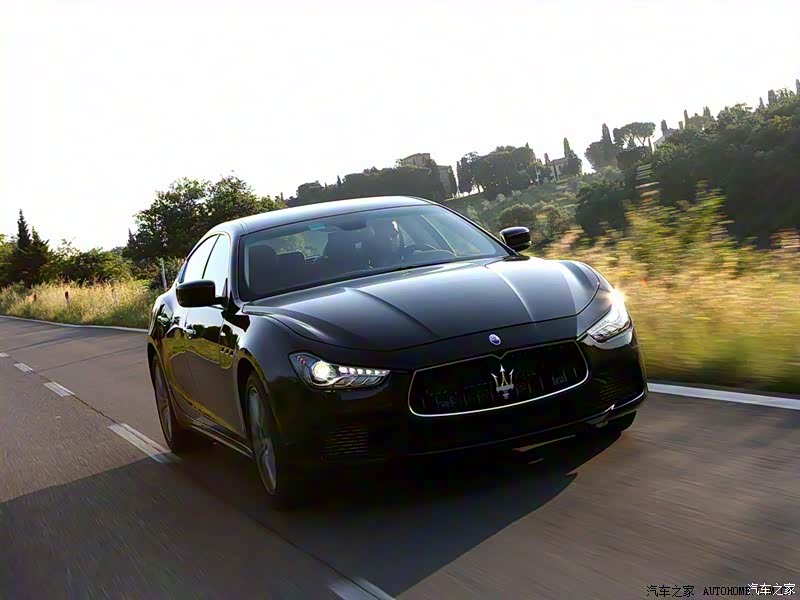 玛莎拉蒂 ghibli 2014款 3.0t 标准版