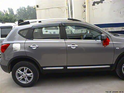 2012�� 2.0XL �� CVT 2WD