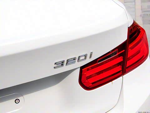 2013�� 320i ��ȡ��