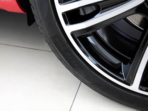 2012�� 4.0T GT V8