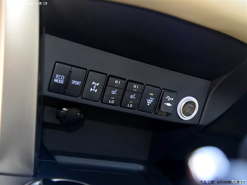 5l 自动四驱尊贵版