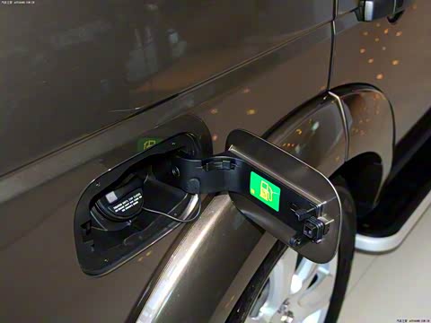 2013�� 5.0 V8 HSE