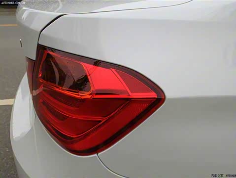 2013�� �Ŀ� 320i�˶������װ