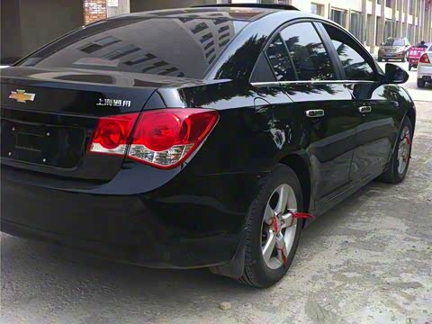 2013�� 1.6L SE MT