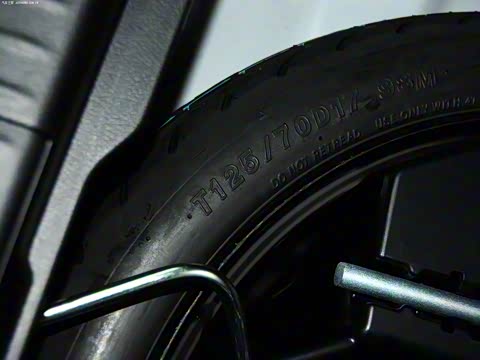 2013�� CT200h ���ʰ�