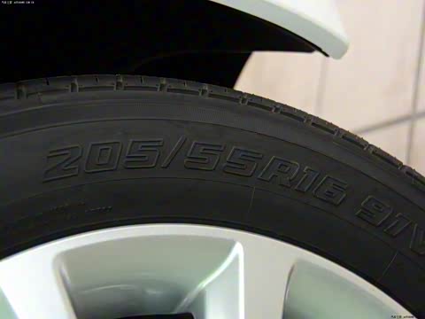 2013�� CT200h ���ʰ�