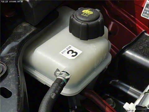 2012�� 2.0XL �� CVT 2WD