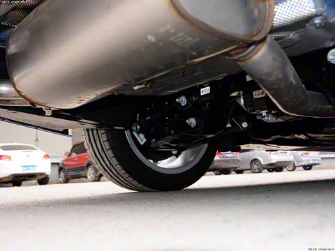 2013�� �Ŀ� 328i M�˶���