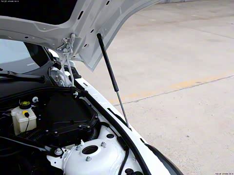 2013�� sDrive20i������