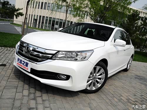 0lx,2.4lx两款舒适版车型,成为雅阁"