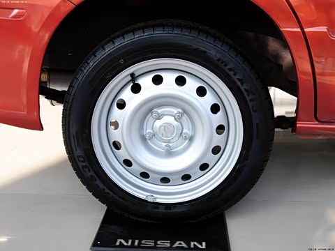 2013�� �Ŀ� 1.5L �ֶ���׼��7�� ��IV