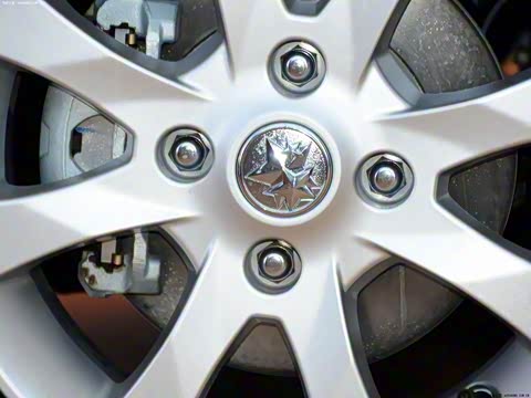 2013�� 1.6L �ֶ�����������