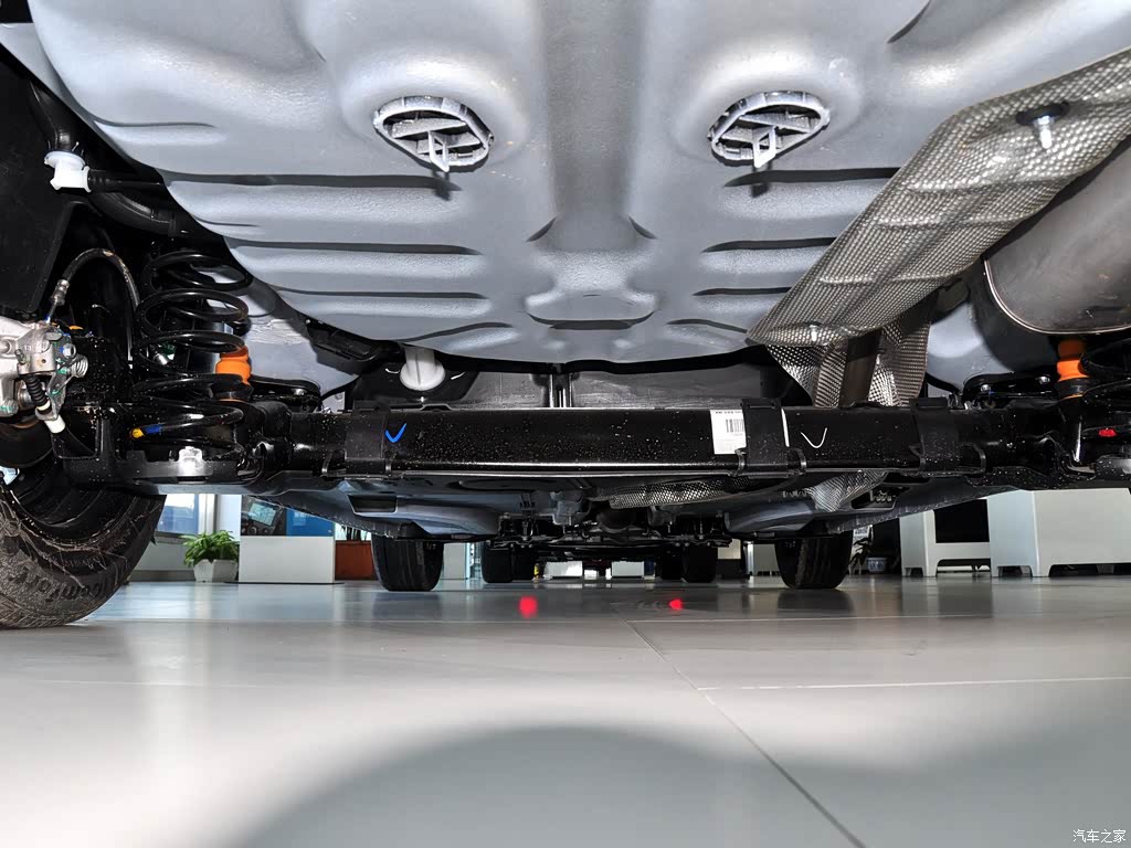 东风标致 标致301 2014款 1.6l 手动舒适版