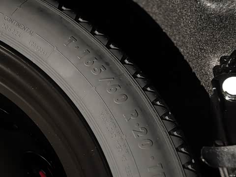 2014�� A8L 6.3 FSI W12 quattro�콢��