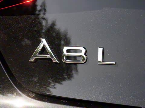 2014�� A8L 6.3 FSI W12 quattro�콢��