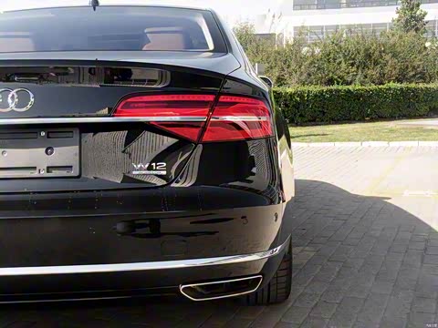 2014�� A8L 6.3 FSI W12 quattro�콢��