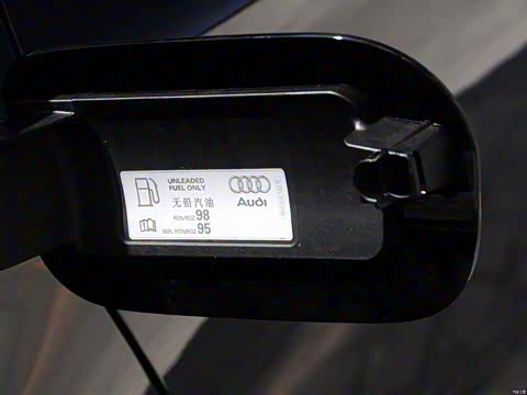 2014�� A8L 6.3 FSI W12 quattro�콢��