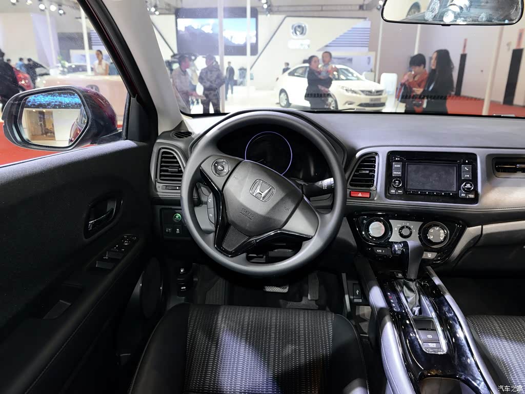 广汽本田 缤智 2015款 1.8l cvt两驱精英型
