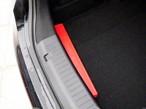 2014�� M5 1.6L �ֶ���׼��