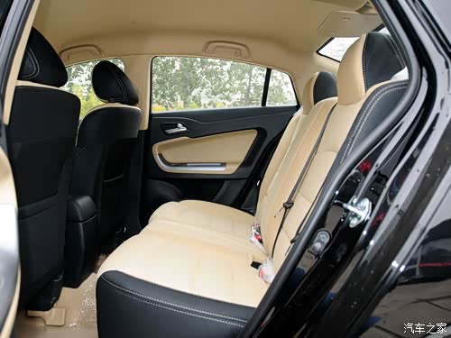 海马福美来m5超大的空间 动力更强