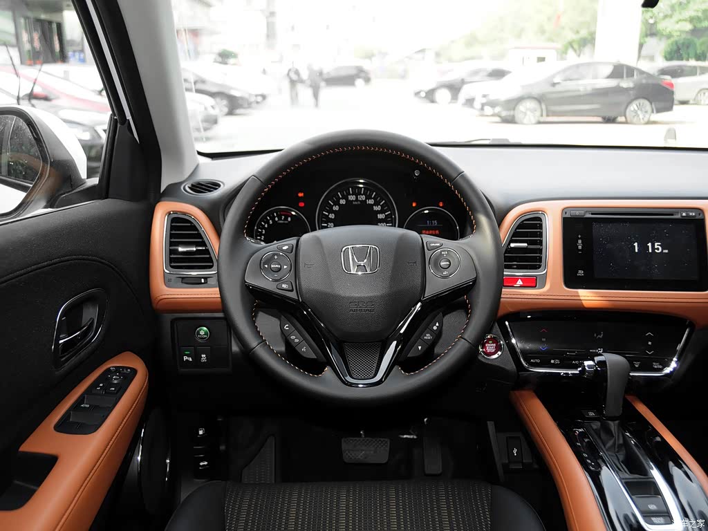 广汽本田 缤智 2015款 1.8l cvt两驱豪华型