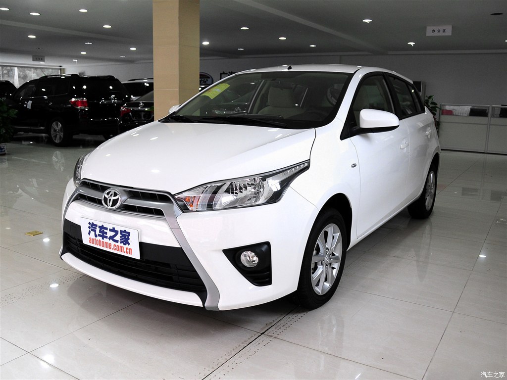 广汽丰田 yaris l 致炫 2015款 1.5g 手动炫动天窗特别版