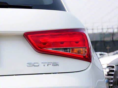 2014�� 30 TFSI Sportbackʱ����