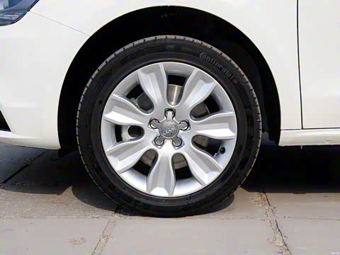 2014�� 30 TFSI Sportbackʱ����